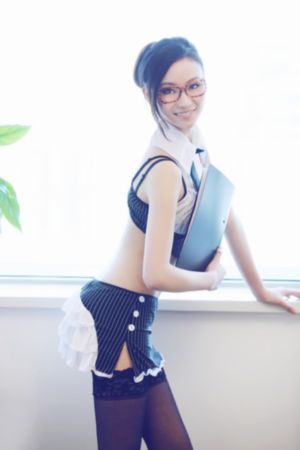 无敌珊宝妹_高清高清在线观看